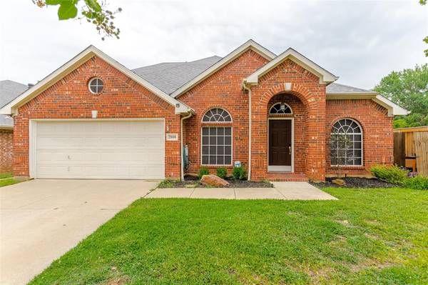 2808 Brandi Lane, Corinth, TX 76210