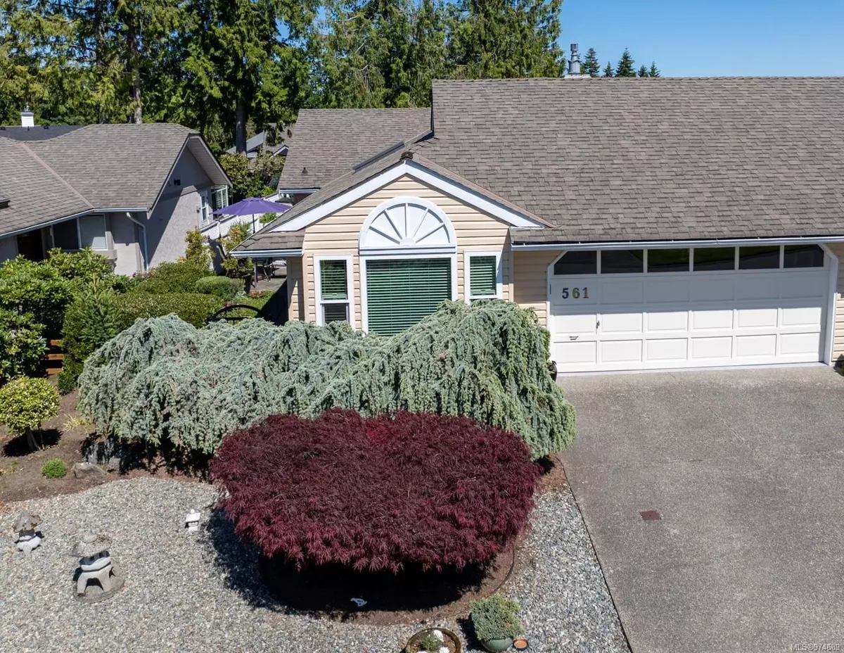 Cobble Hill, BC V0R 1L1,561 Cedar Cres