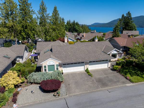 Cobble Hill, BC V0R 1L1,561 Cedar Cres