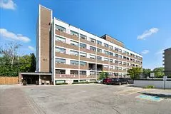 188 Mill ST S #403, Brampton, ON L6Y 1T8