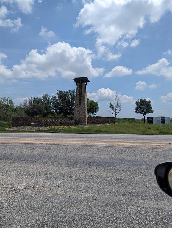 Heartland, TX 75126,2019 Windsong Drive