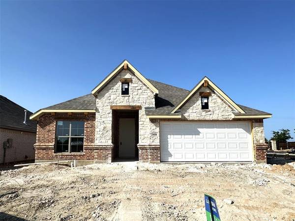 908 Misty Lane, Cleburne, TX 76033