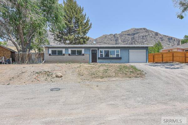 506 Hazel Street, Arco, ID 83213