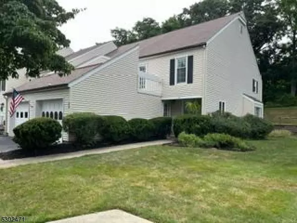 44 Wexford Dr, Mendham Boro, NJ 07945