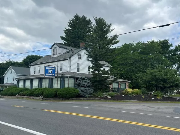 Bushkill Twp, PA 18064,402 W Moorestown Road