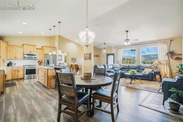 Florissant, CO 80816,325 Spring Valley DR