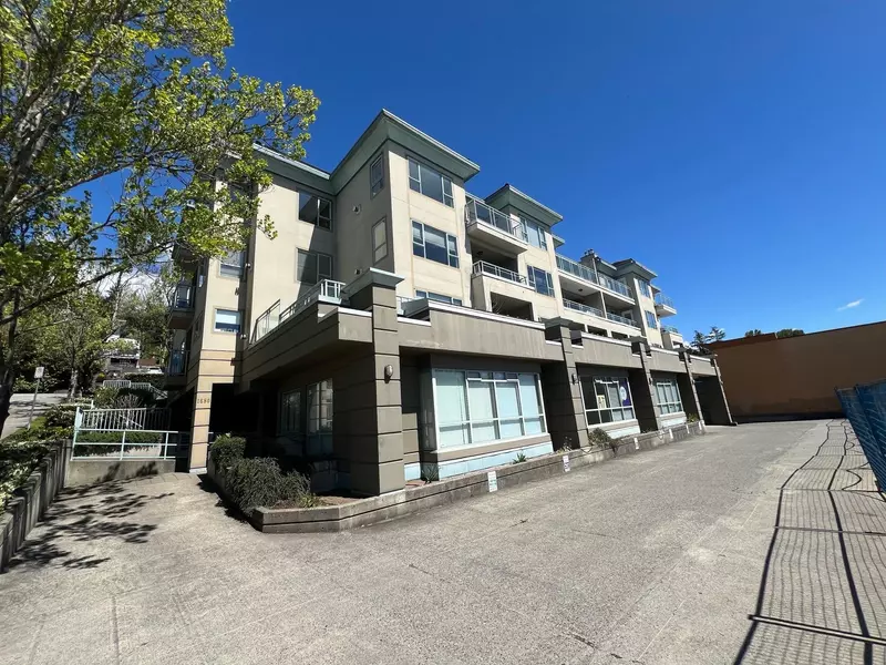 1 & 2 1680 LLOYD AVENUE, North Vancouver, BC V7P 2N6