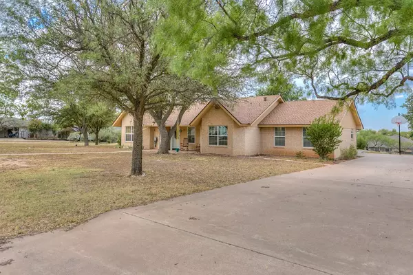 San Angelo, TX 76901,126 Bagpipe Rd