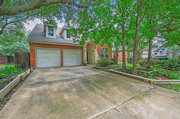 2834 Vacherie Lane, Dallas, TX 75227