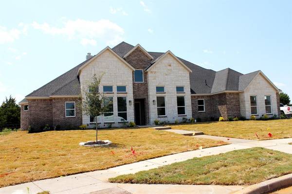 2901 Sunnyside Drive, Ennis, TX 75119