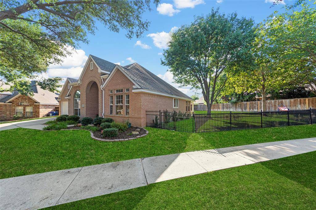 100 Hunters Court, Mckinney, TX 75072
