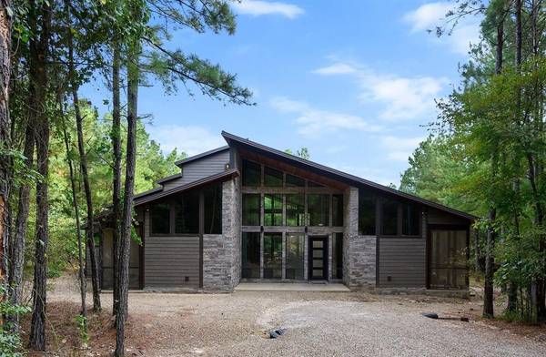 653 Lost Cedar Trail, Broken Bow, OK 74728