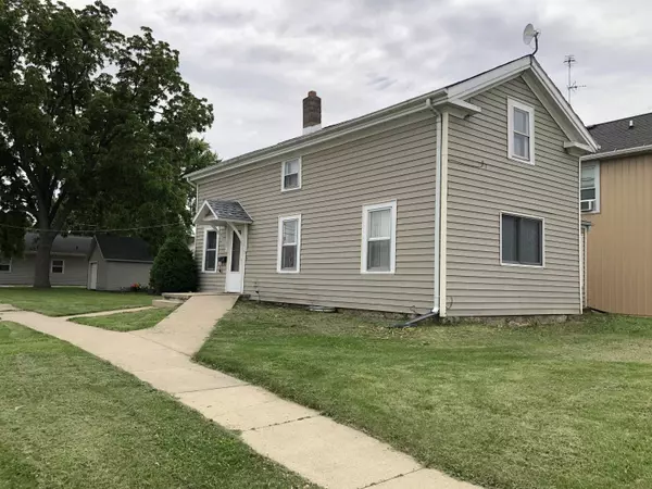 222 N Washington, Lena, IL 61048