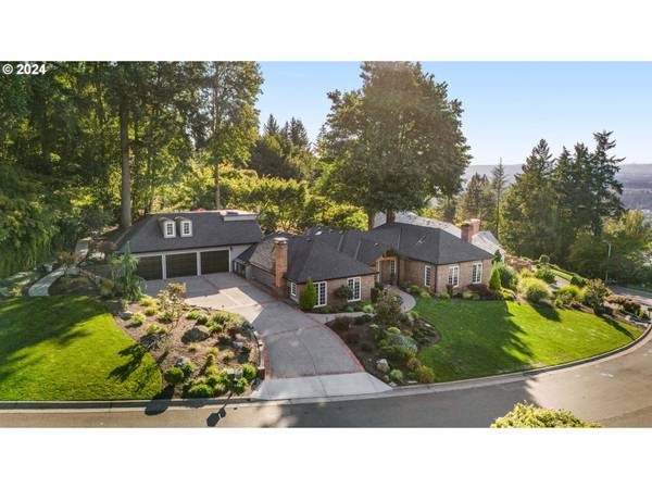 Lake Oswego, OR 97034,2366 PALISADES CREST DR