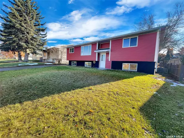 2170 Hillcrest DRIVE, Swift Current, SK S9H 4A2