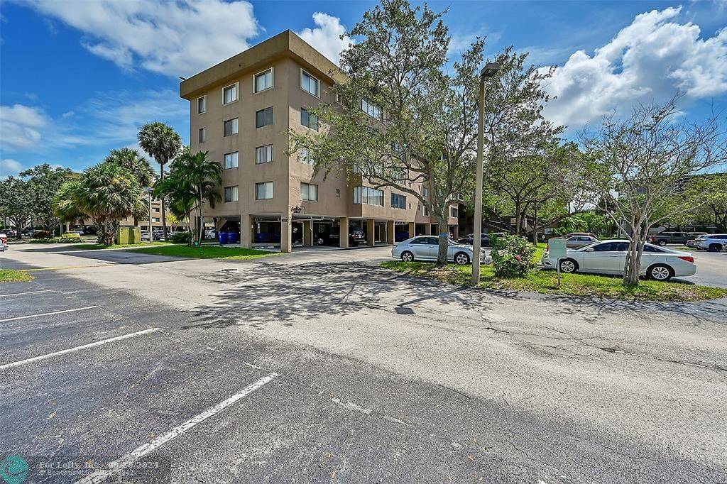 North Lauderdale, FL 33068,8020 Hampton Blvd  #407