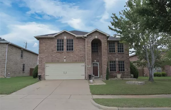 816 White Fields Way,  Arlington,  TX 76002