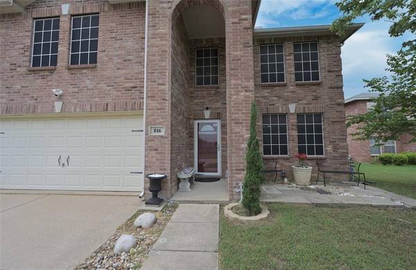 Arlington, TX 76002,816 White Fields Way