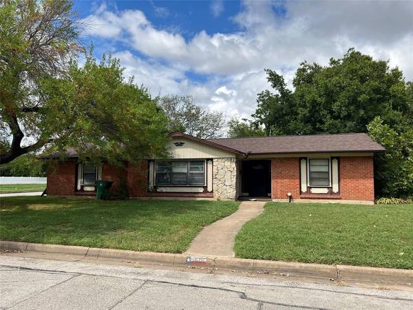 5601 Ammons Street, Haltom City, TX 76117