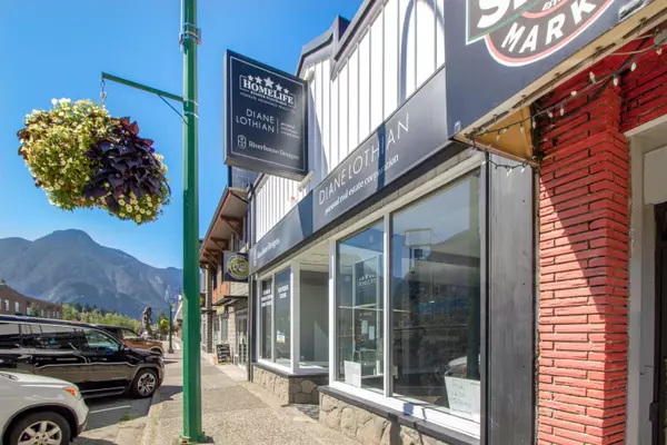 267 WALLACE STREET, Hope, BC V0X 1L0