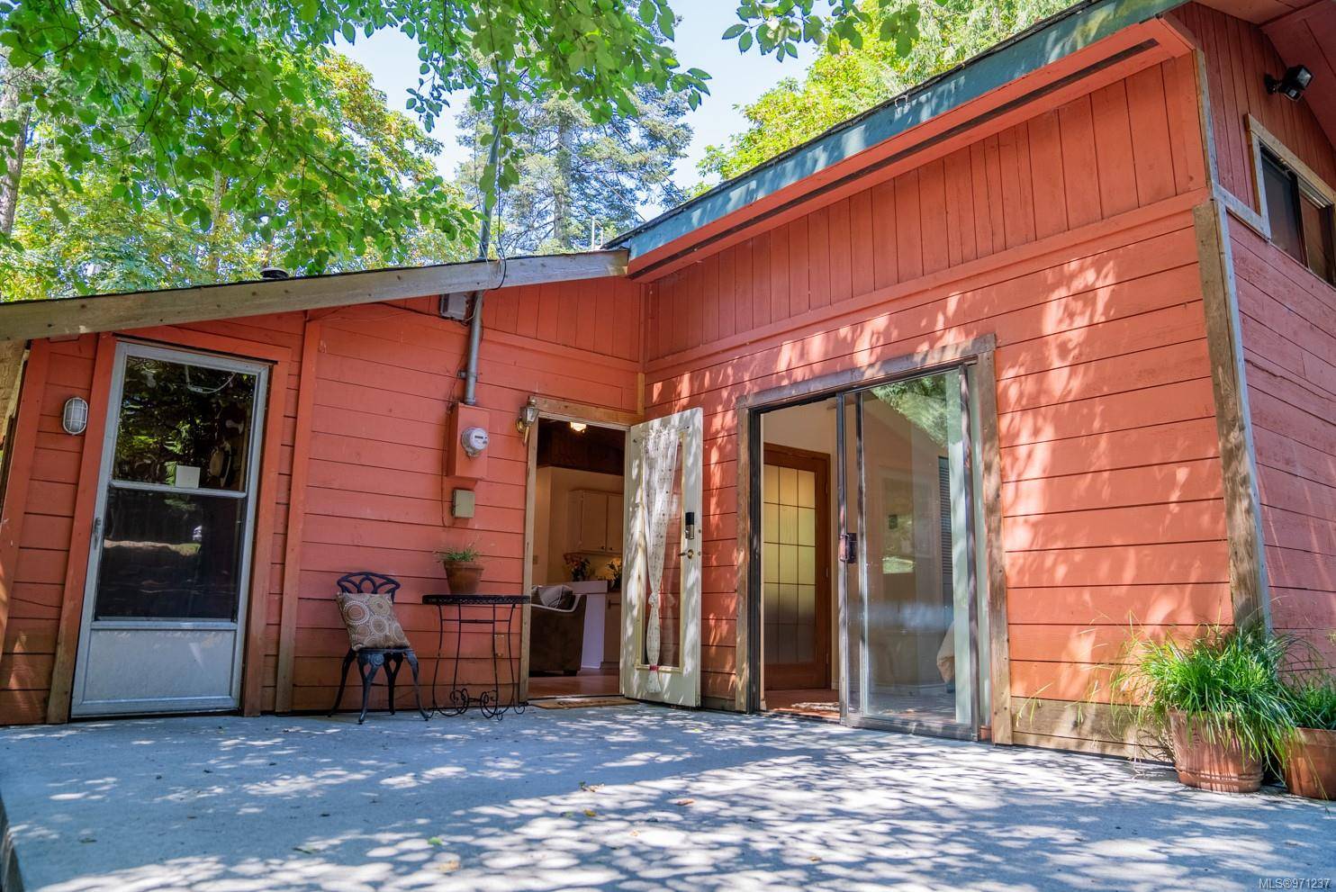 Pender Island, BC V0N 2M2,37240 Schooner Way
