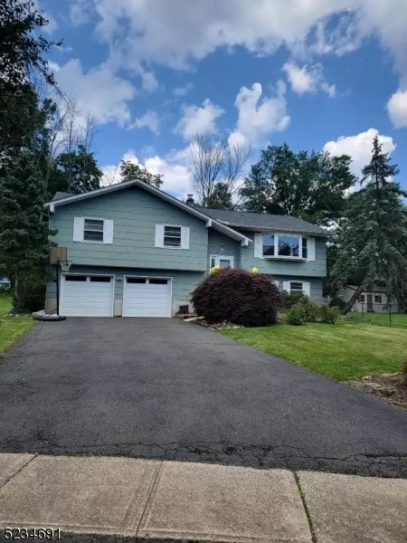 8 Quinby Ct, Parsippany-troy Hills Twp., NJ 07054