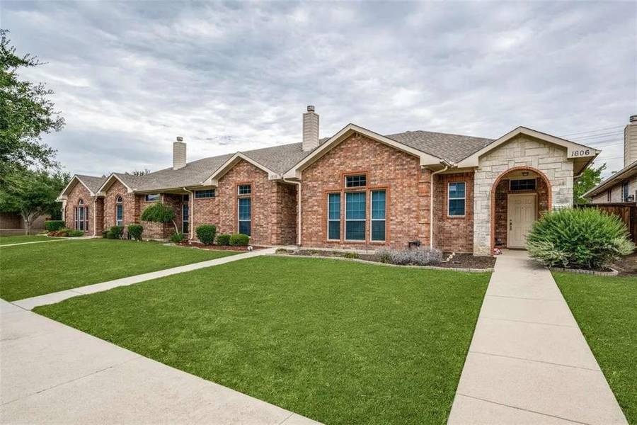 1610 Poinsettia Boulevard, Denton, TX 76208