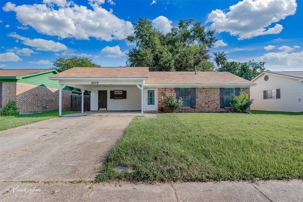 2105 General Mouton Drive,  Bossier City,  LA 71112