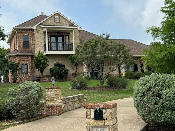 102 Hunter Pass Cove, Waxahachie, TX 75165