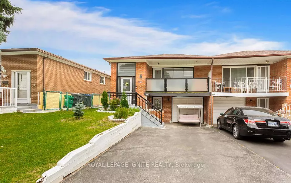 Mississauga, ON L4T 1M2,3325 Victory CRES