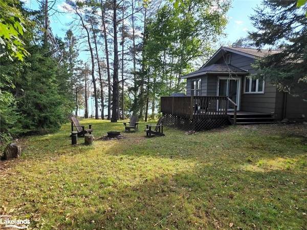 Lake Of Bays, ON P0A 1H0,1013 Dwight Bay N/A