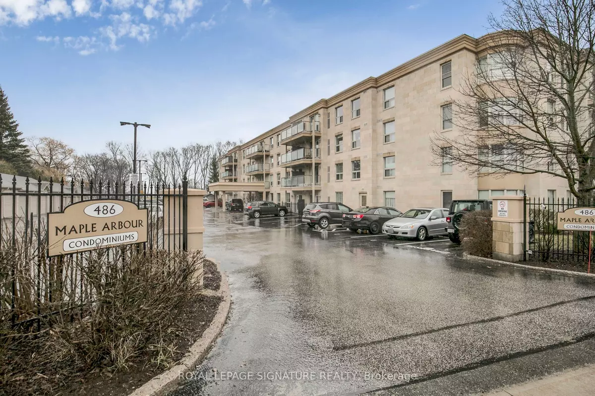 Orillia, ON L3V 4P9,486 Laclie ST #305