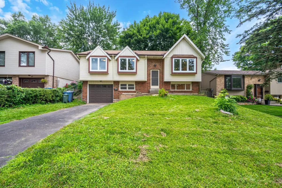 Wellington, ON N1H 7E3,15 Woodridge DR