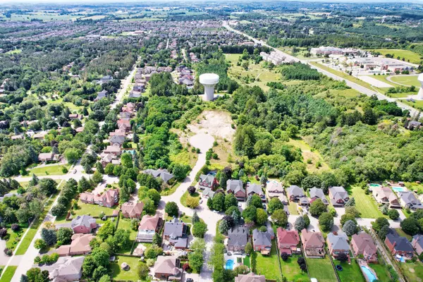 Richmond Hill, ON L4E 2R5,0 Tower CT