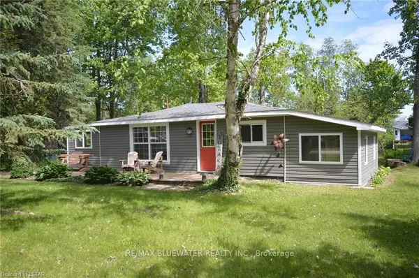 Lambton Shores, ON N0N 1J1,6208 London RD