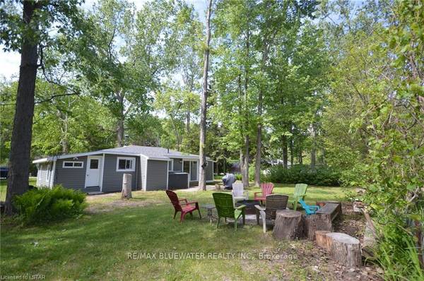 Lambton Shores, ON N0N 1J1,6208 London RD