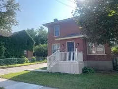 Belleville, ON K8N 3R9,168 Burnham ST #1