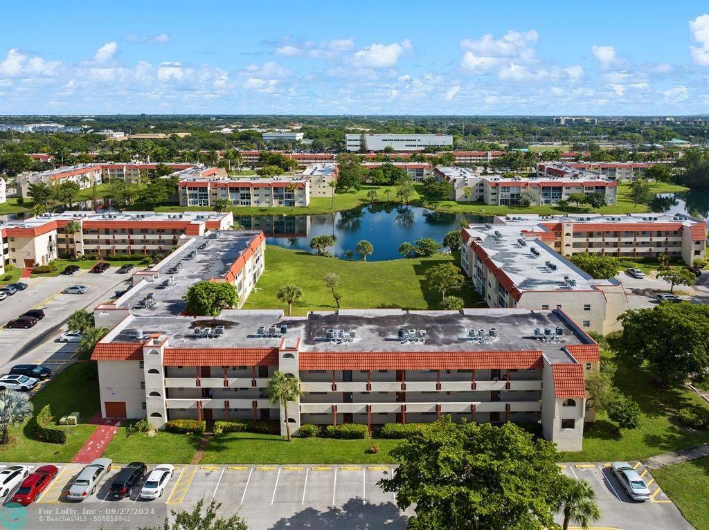 Sunrise, FL 33322,2951 E Sunrise Lakes Dr  #312