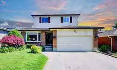 Kitchener, ON N2N 2W4,18 Windermere CT