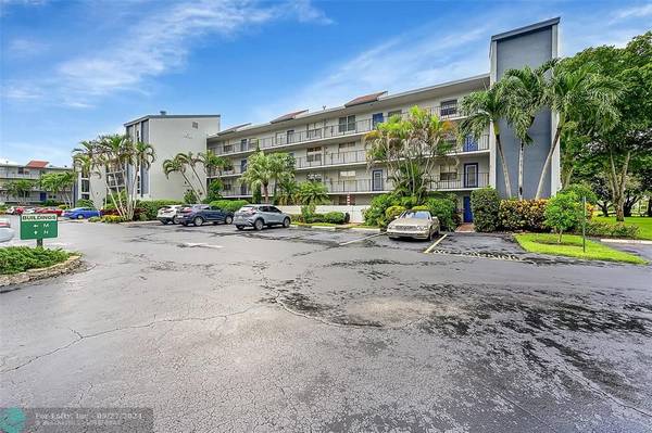 14723 Cumberland Drive  #401, Delray Beach, FL 33446