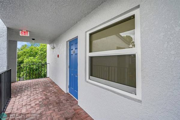 Delray Beach, FL 33446,14723 Cumberland Drive  #401