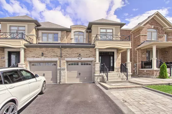 Newmarket, ON L3X 0H4,721 Yarfield CRES