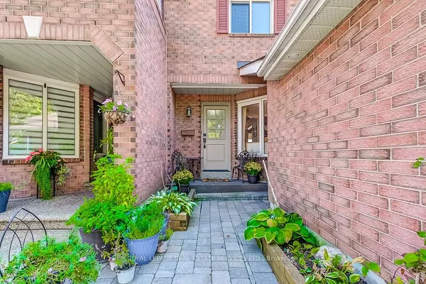 Mississauga, ON L5M 4P7,2785 Lindholm CRES