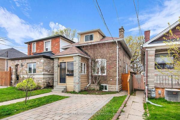 52 Bicknell AVE, Toronto W03, ON M6M 4G5