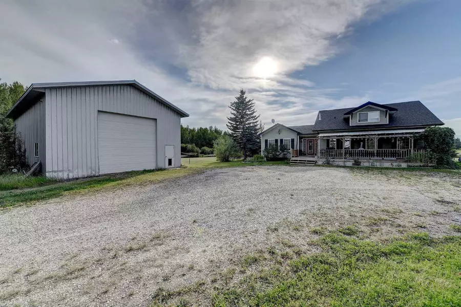 742038 Range Road 54, Sexsmith, AB T0H 3C0