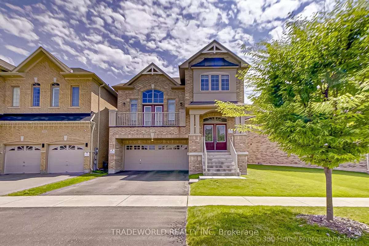 Whitchurch-stouffville, ON L4A 4P3,97 Jake Smith WAY