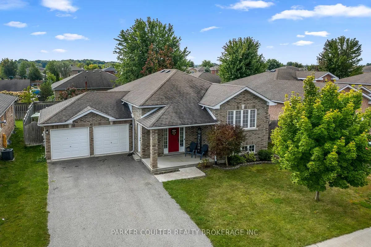 Springwater, ON L0L 1P0,42 Whitfield CRES