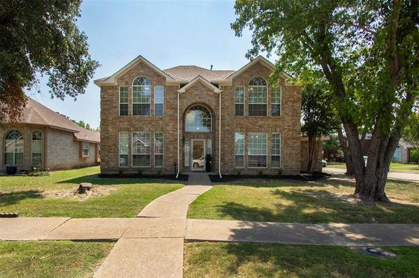 2307 Springfield Drive, Mesquite, TX 75181