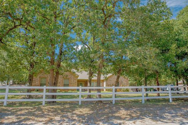 Mineola, TX 75773,110 County Road 2258