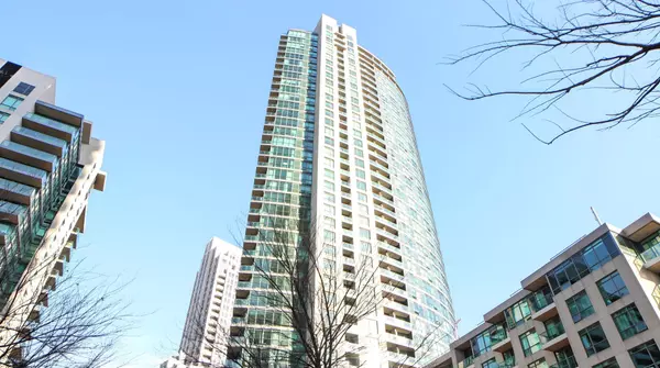 Toronto, ON M5V 4A2,215 Fort york BLVD #1301